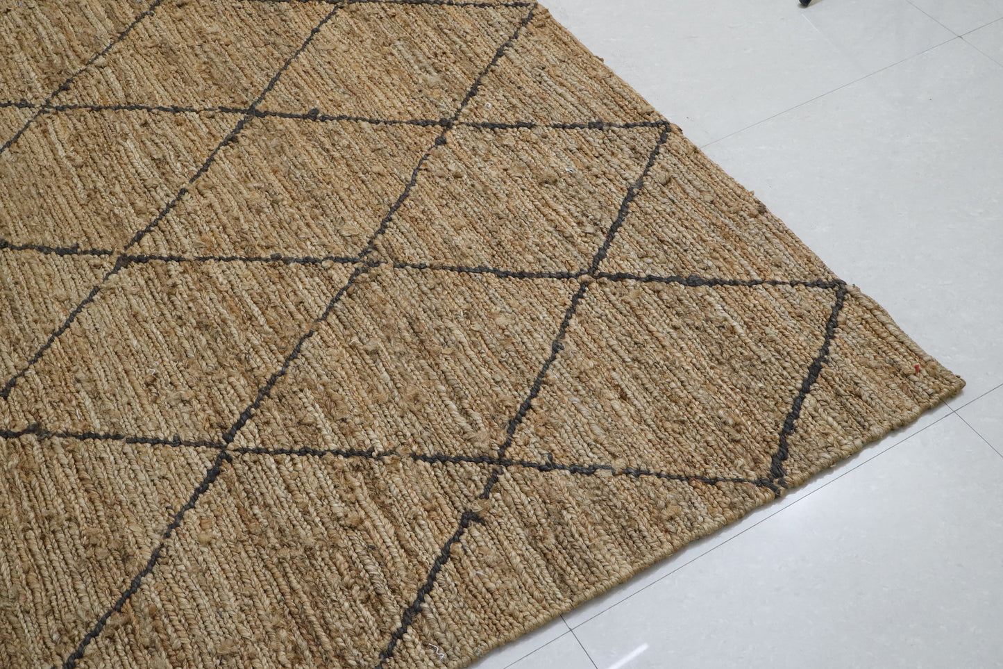 Handwoven Natural Jute Diamond Lattice Carpe