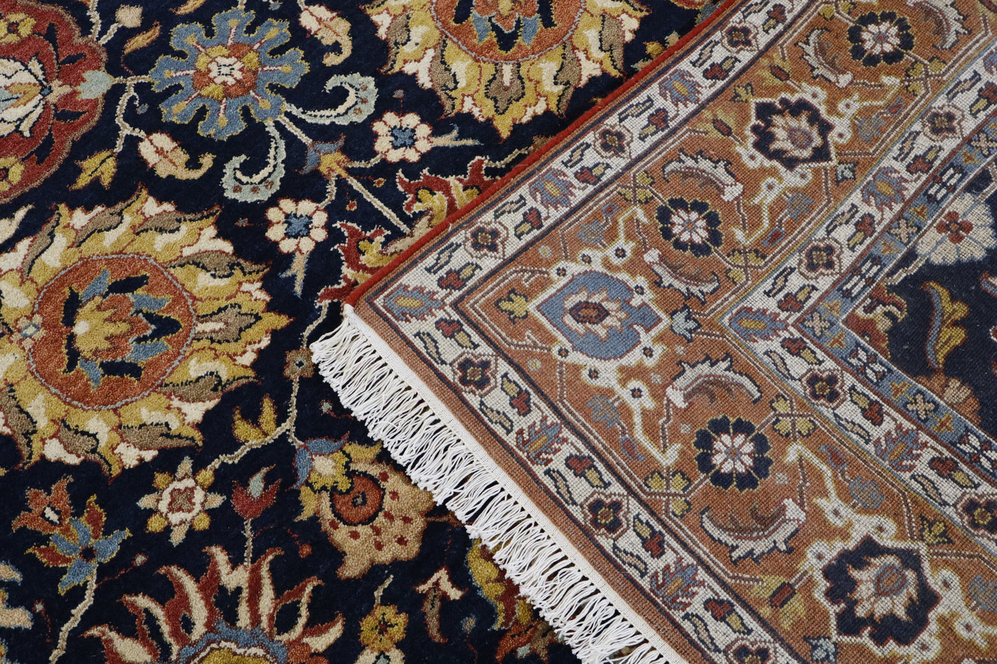 HAND KNOTTED LAXURIOUS CARPET RUGS
